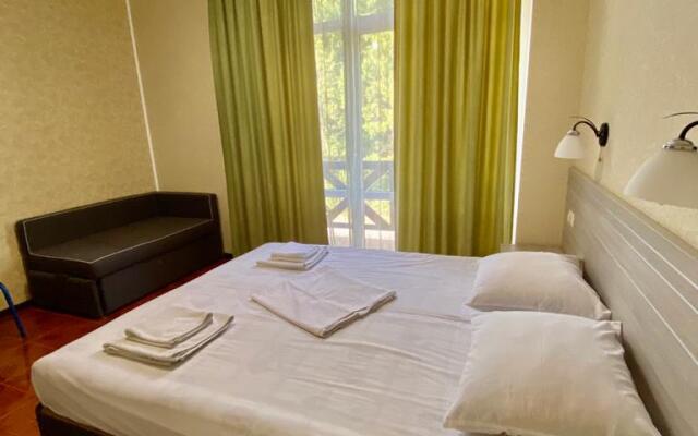 Отель Riviera Grand