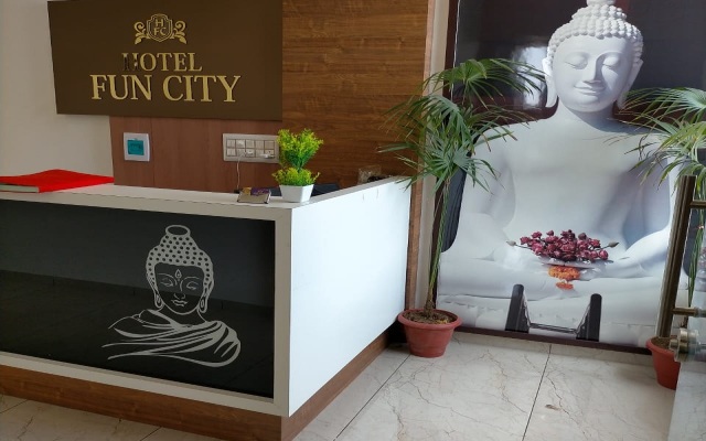 Отель Fun City