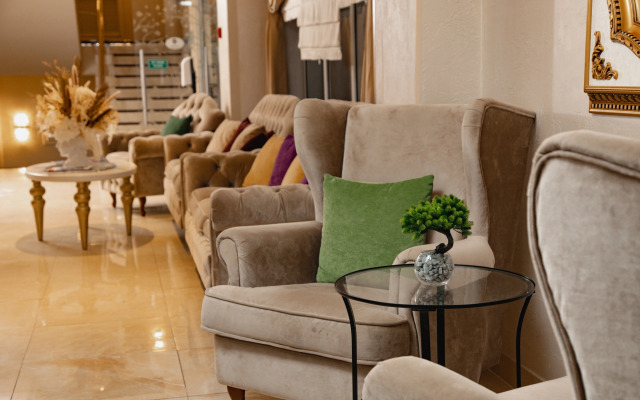 Shato City Hotel