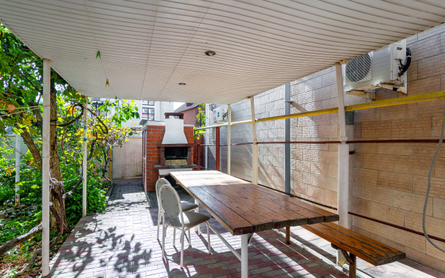 Malakhit Plus Guest House