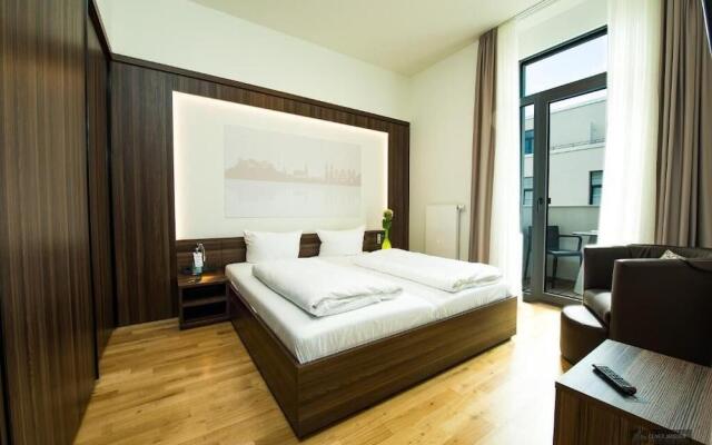 sevenDays Hotel BoardingHouse