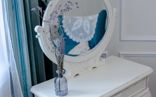 ElenaSweetHome Retro Apartment on Chistye Prudy