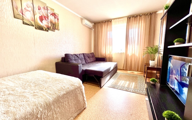 Na 15 Etazhe V Zhk Botanicheskiy Flat