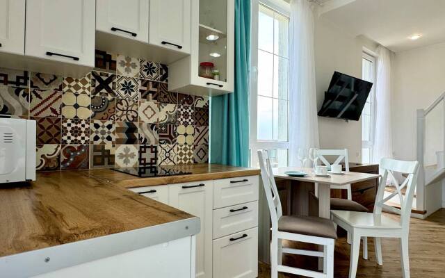 Квартиры с балконами и видом на горы на Мелетяна 5а 2