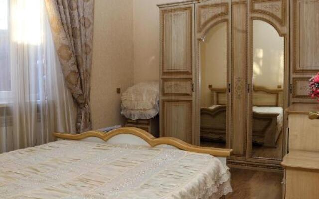 L'yuis Rostov Na Donu Guest House