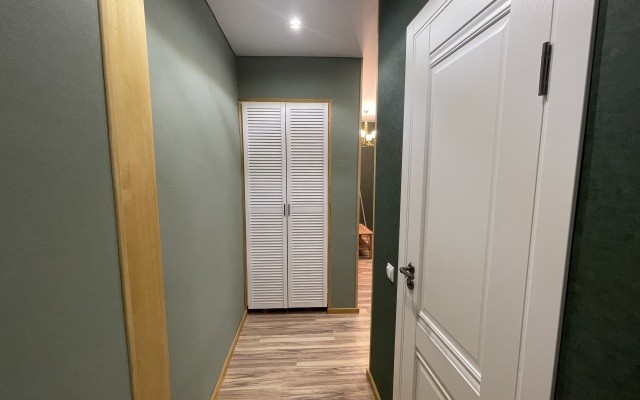 Uyutnaya kvartira na naberezhnoy Flat