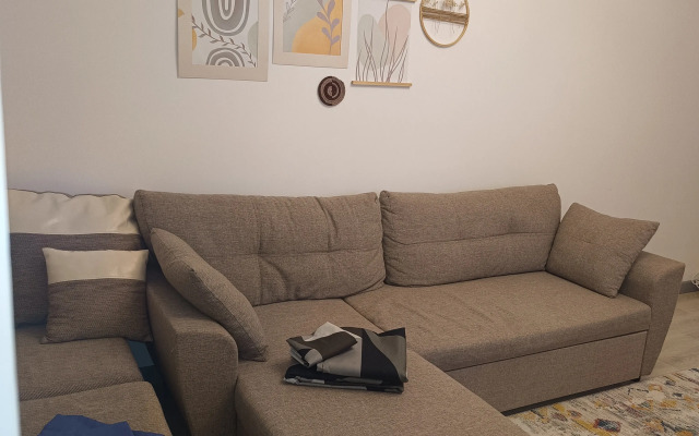 Квартира Комфортная 2х комнатная в развитом микрорайоне