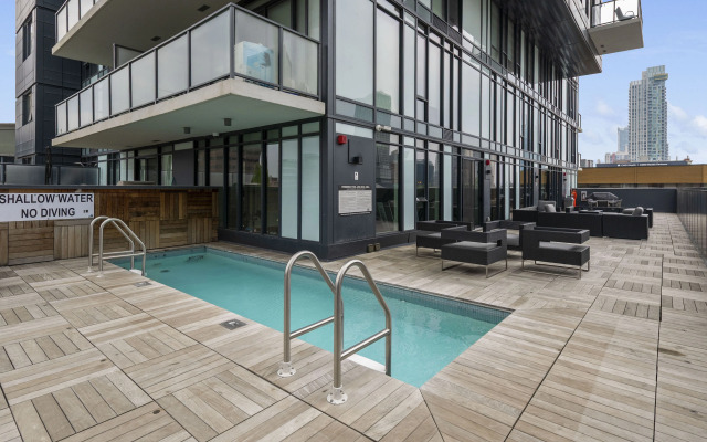 Апарт-отель Globalstay Downtown Calgary Apartments