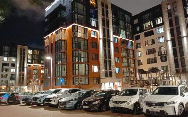 Апартаменты Новые уютные Клен в доме бизнес-класса с охраной