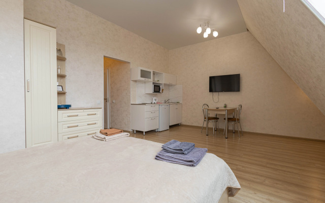 Апартаменты Современная студия возле озера