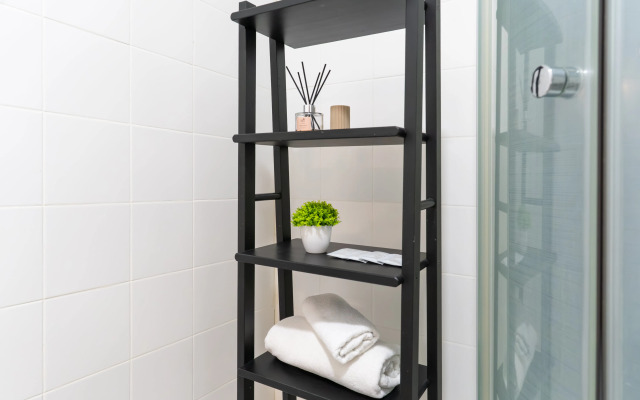 11 Апартаменты RADIUS Малышева 42А (20)