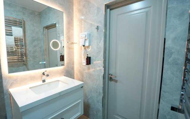 Avant Hotel Tashkent Pool&Spa