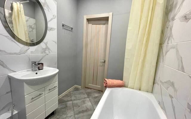 Yarkaya Kvartira V Tsentre Goroda S Kofevarkoy Apartments