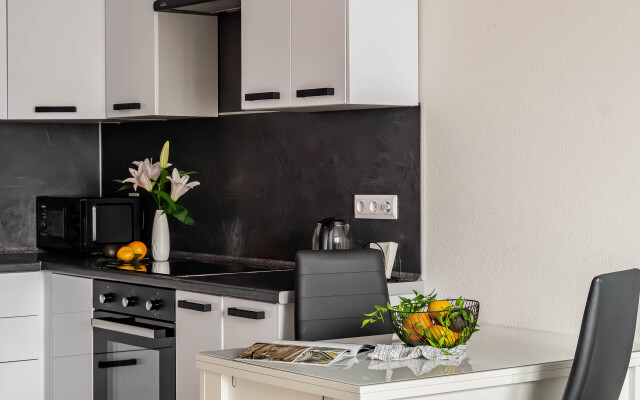 Апартаменты Your Lesnay Apart