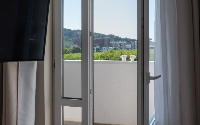 Rassvet Uk Atmosfera S Vidom Na Gory Apartments