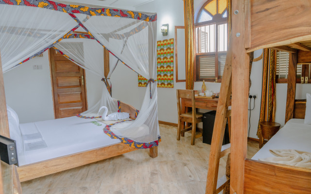 Shoki Shoki House Stone Town Hotel