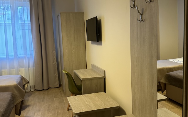 Na Ivovom 27 Guest House