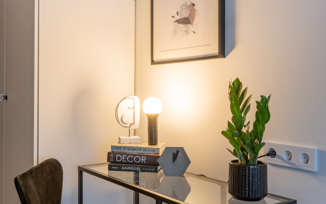Uyutnaya Studiya U Metro Bukharestskaya Flat