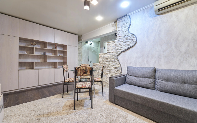 Апартаменты на Островского 37