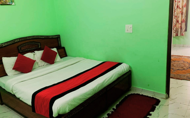 Отель River View