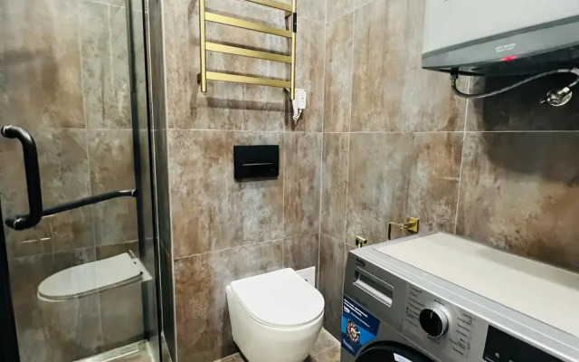 Dizaynerskaya Studiya s Basseynom Apartments