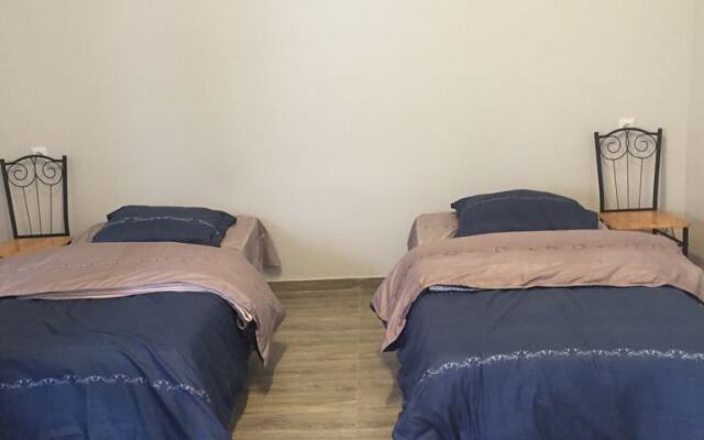 East-West Apart-Hotel