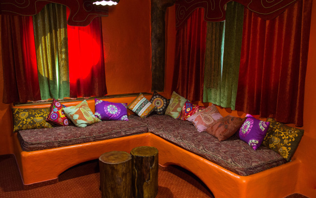 Отель Luxury House