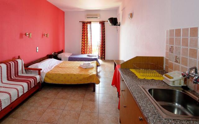 Pharos Rooms Hotel