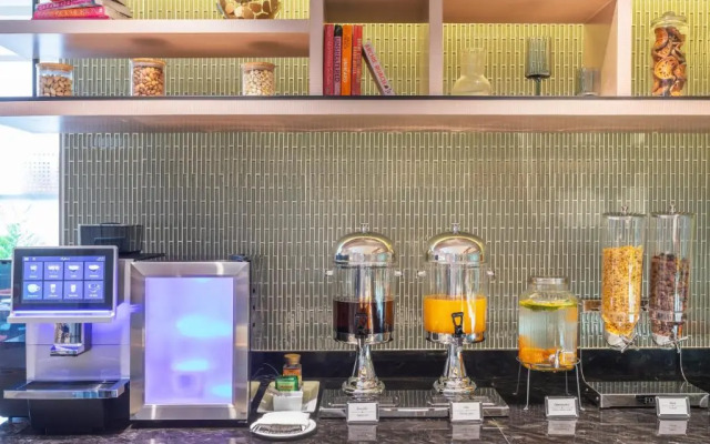 Best Western Click Sathorn 11