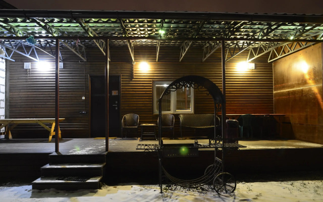 Kottedzh S Terrasoy I Basseynom Guest house