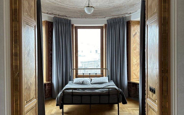 Апартаменты Уникальная квартира на Пяти углах