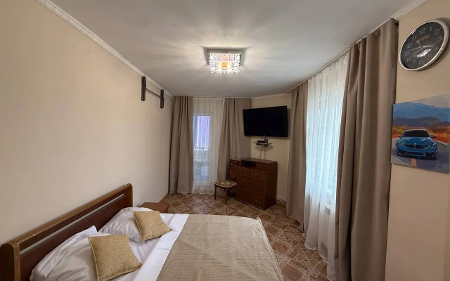 Квартира 2-ух комнатная квартира у Областной больницы