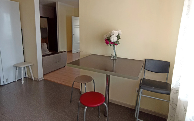 Na 6 Etazhe Na Ulitse Ordzhonikidze Apartments