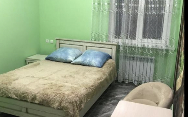 Chekhova 95 Guest House