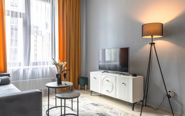 V Zhk Biznes-klassa Prityazhenie metro Lesnaya Flat
