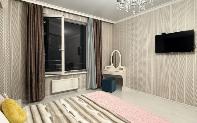 Квартира с дизайнерским ремонтом и красивым видом на город