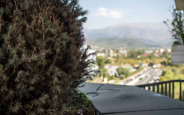 Na Prospekte Al-Farabi 41/3 Blok 3 Apartment