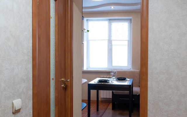 DeNoch na Ussuriyiskom Bulvare Flat