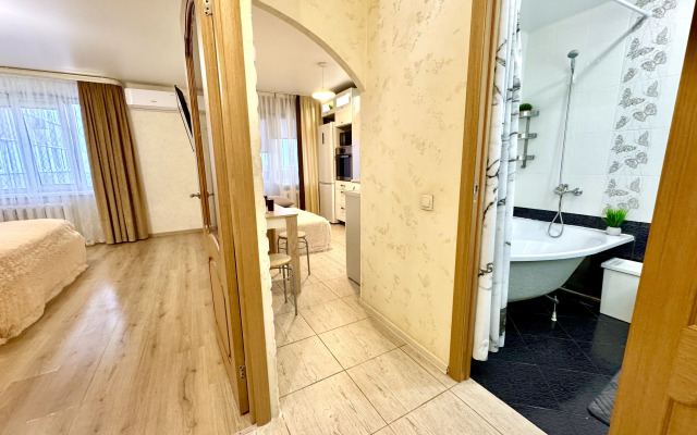 Uyutnaya Na ul.dybenko, 23 (ryadom S TC Kosmoport) Flat