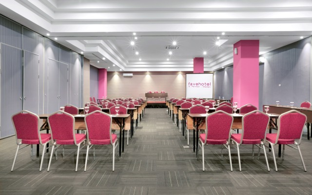 Favehotel S. Parman, Medan Hotel
