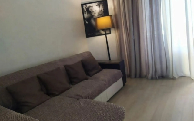 Na Ulitse Nesebrskoy 14 Flat