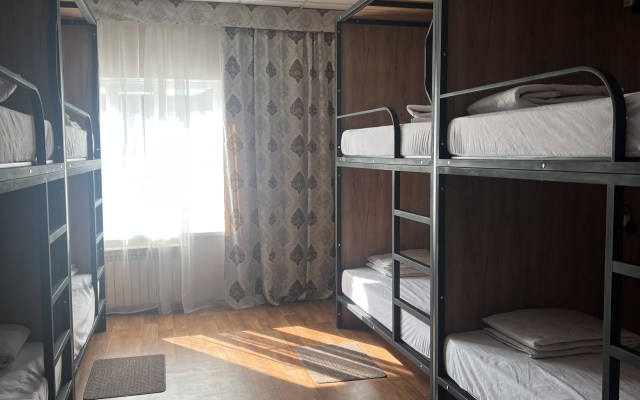 Gulliver Hostel