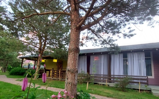 Chernavino 9 Club Hotel