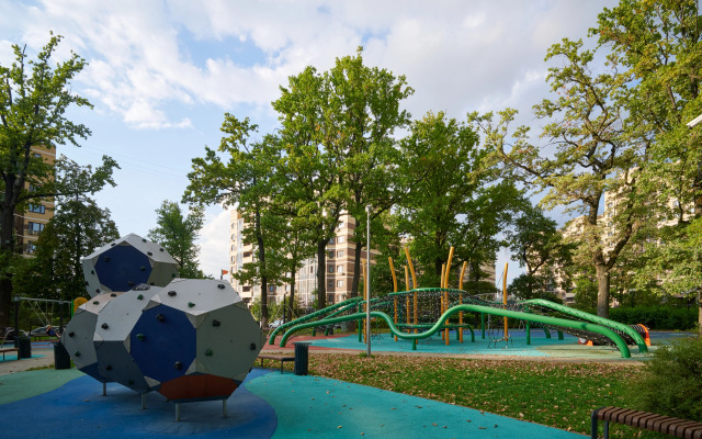 Uyutnaya Studiya S Yevroremontom Apartments