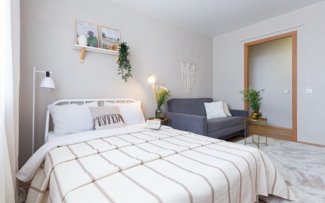 Sleepnsk Svetlaya Dvukhkomnatnaya Ryadom S Akvaparkom Apartments