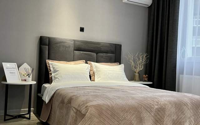 Квартира - студия с отличным ремонтом