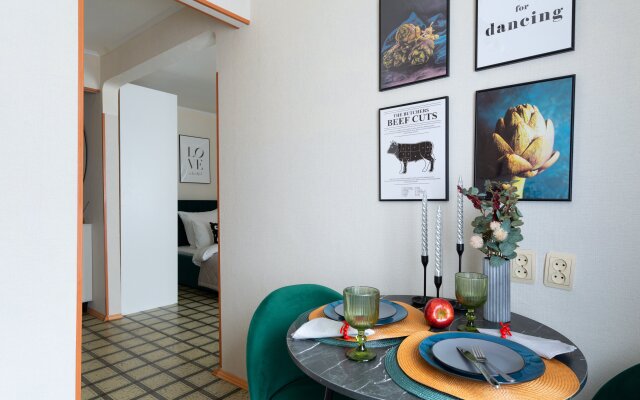 Uyutnye Apartamenty Ekonom Klassa V Samom Tsentre Tyumeni Apartments