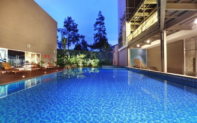 Aston Pasteur Bandung Hotel