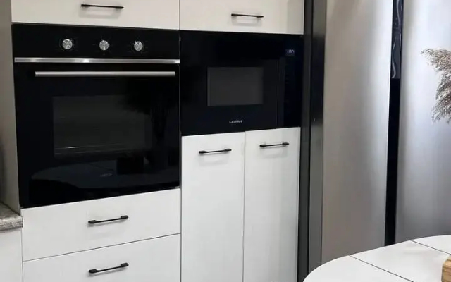 Uyutnaya Yevro 2-K Kvartira s Ponaramnym Vidom na Gorod Flat - Apartment in Perm - Photo 4