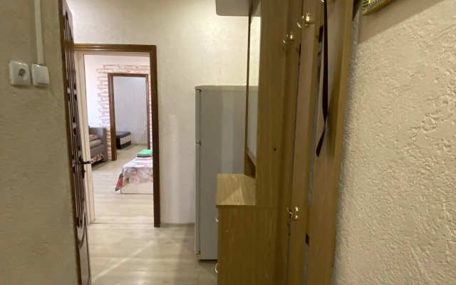 Na Nadezhdy Kraevoy, 9 Flat